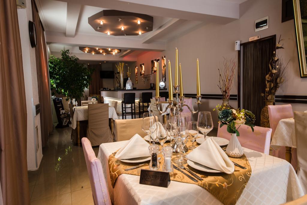 Hotel Ideal Podgorica Exterior foto