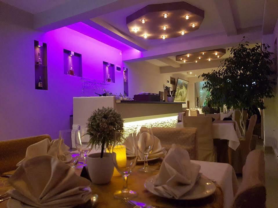 Hotel Ideal Podgorica Exterior foto