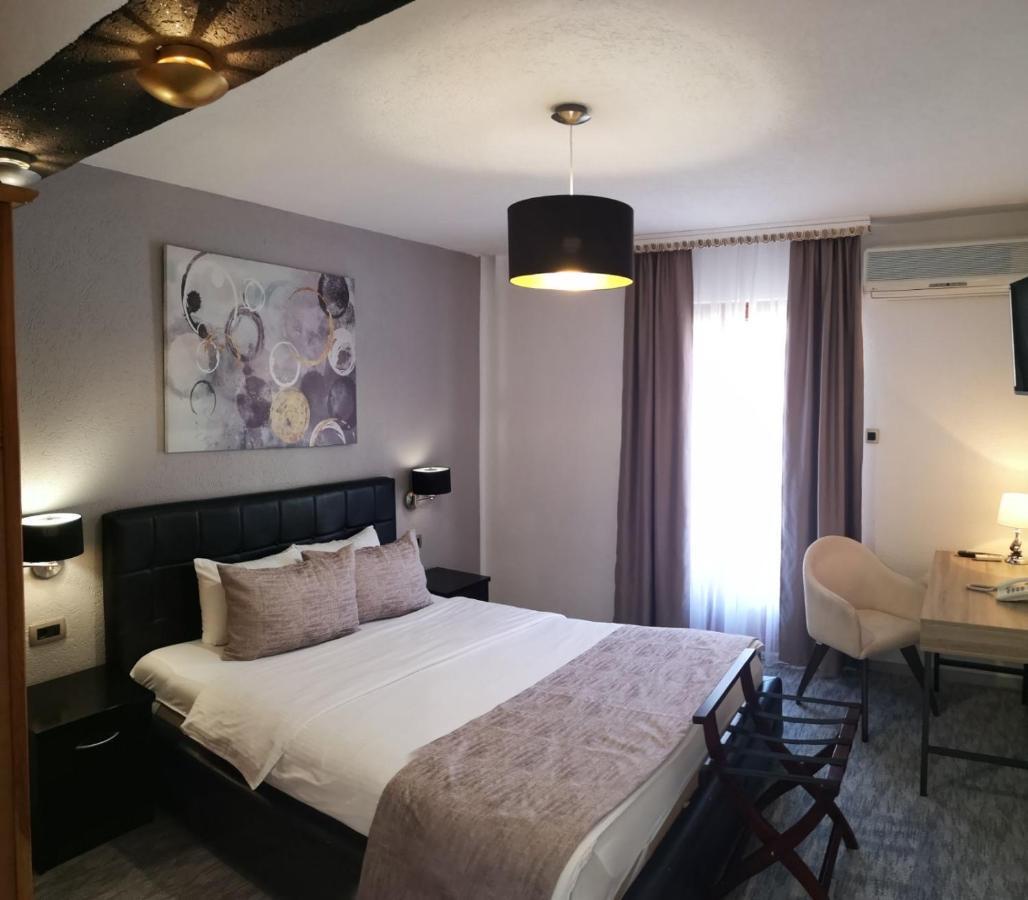 Hotel Ideal Podgorica Exterior foto