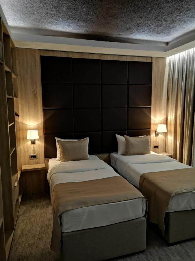 Hotel Ideal Podgorica Exterior foto